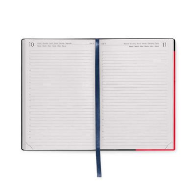 AGENDA 2025 12mesi DAY RADIANT RED 12x18 LEGAMI